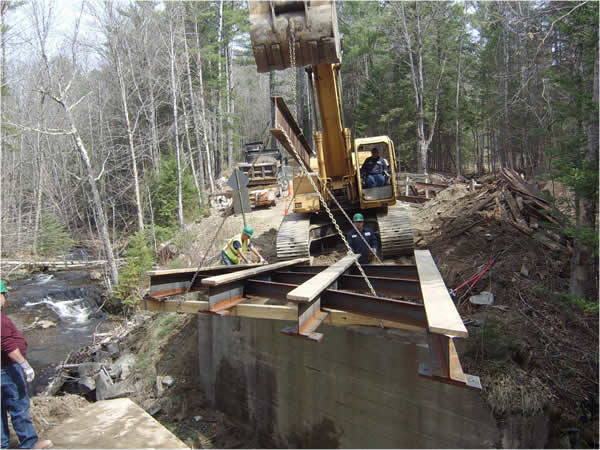 North Lary Rd Bridge