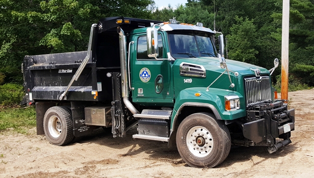 green dump truck