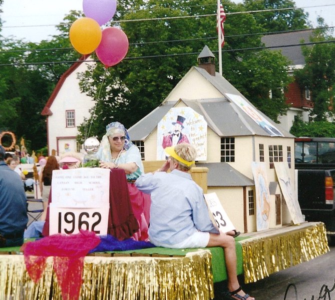 alumni float