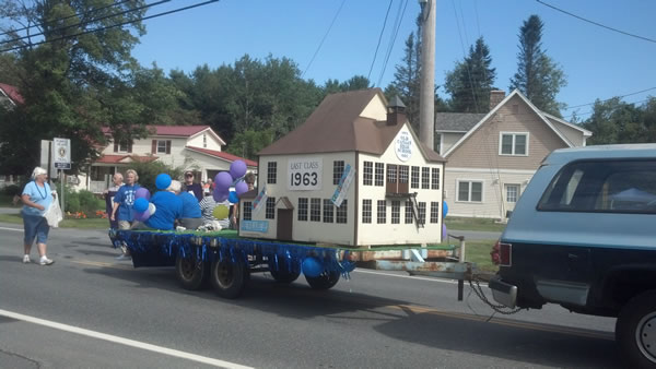 alumni float