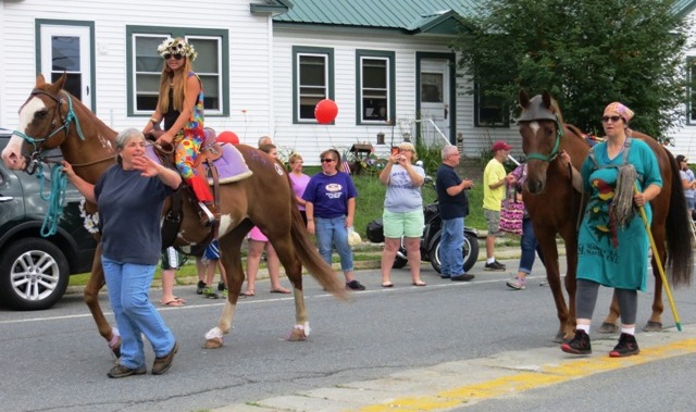 groovy horse riders