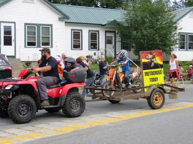 Lions Moto-X float