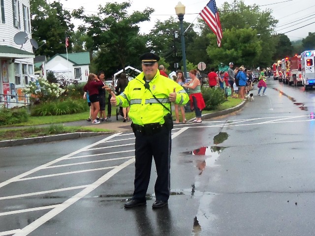 policeman with thumbs up