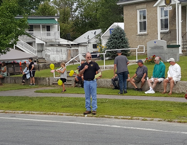parade emcee