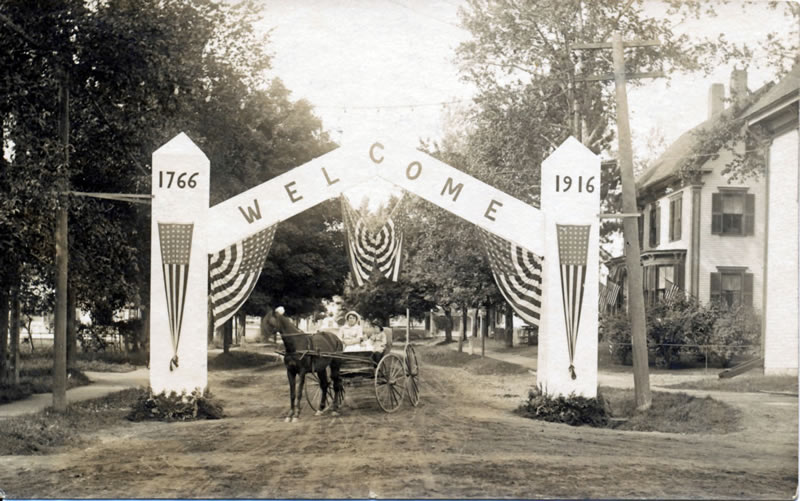 historic old home days welcome arch